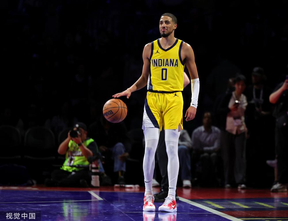 将足球的艺 将足球的艺