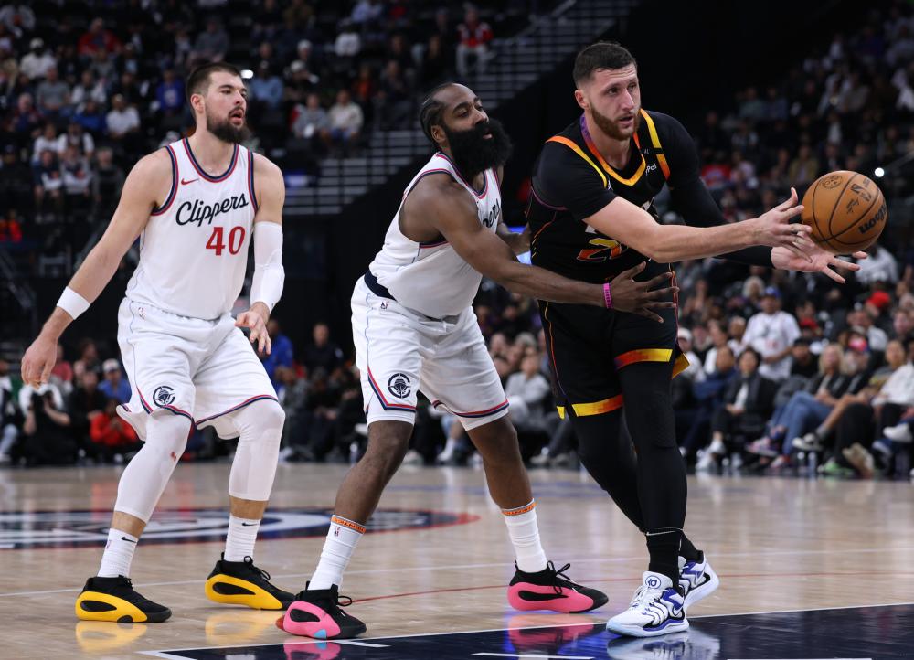 他们依然展 他们依然展